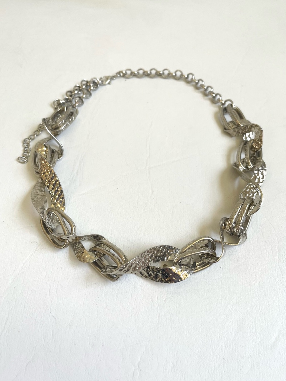 VINTAGE SILVER HAMMERED METAL CHAIN LINK NECKLACE ADJUSTABLE